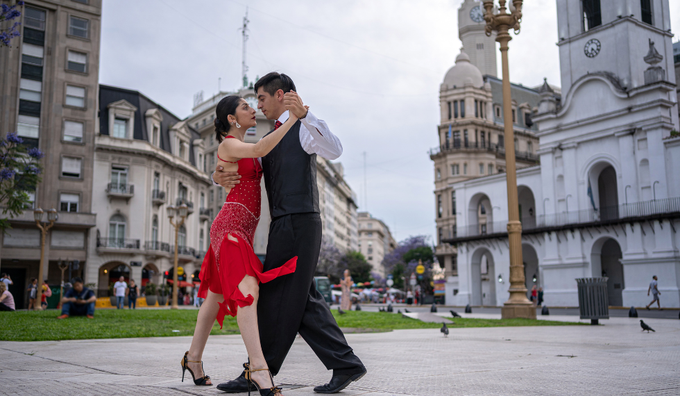 Tango-Argentina's-Passionate-Partner-Dance